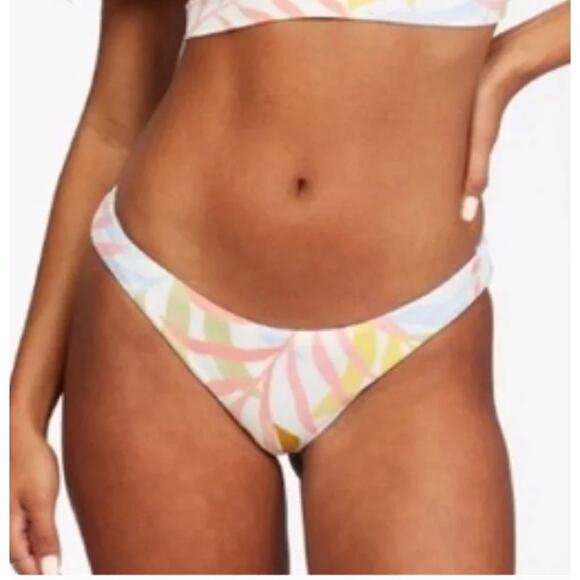 NWT Billabong Women's Tropic Jungle Reversible Lowrider Full Coverage Bottom - Picture 1 of 13